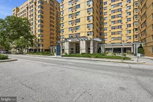 2601 Pennsylvania Ave, Philadelphia, PA 19130 - Photo 2