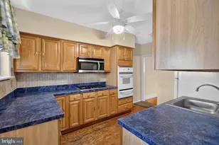 6016 Cobbs Creek Pkwy, Philadelphia, PA 19143 - Photo 10