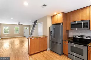 211 Mercer St, Philadelphia, PA 19125 - Photo 8