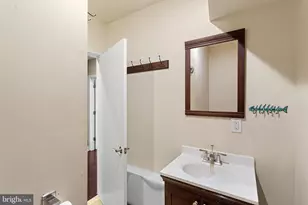 211 Mercer St, Philadelphia, PA 19125 - Photo 16