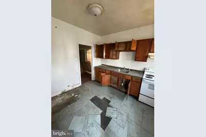 1727 S Edgewood Street, Philadelphia, PA 19142 - Photo 2