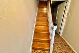 6919 Sprague St, Philadelphia, PA 19119 - Photo 2