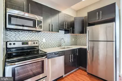 301 Market Street #UNIT 2, Philadelphia, PA 19106 - Photo 2