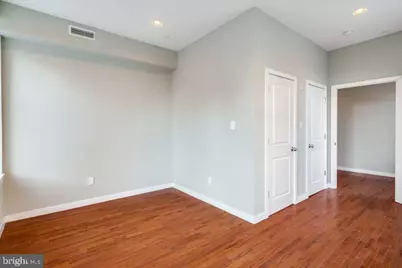 301 Market Street #UNIT 2, Philadelphia, PA 19106 - Photo 8