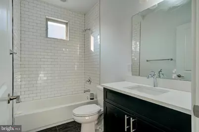 2104 Kensington Walk, Philadelphia, PA 19125 - Photo 32