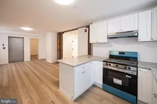 711 W Thompson St, Philadelphia, PA 19122 - Photo 1