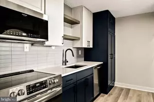 1500 Locust St, Philadelphia, PA 19102 - Photo 2