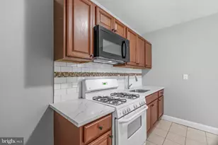 2461 N Garnet St, Philadelphia, PA 19132 - Photo 10
