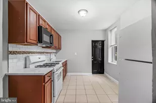 2461 N Garnet St, Philadelphia, PA 19132 - Photo 8
