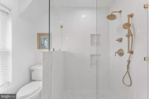 222 Jamestown St, Philadelphia, PA 19128 - Photo 36