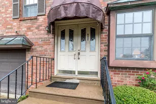 1119 Napier St, Philadelphia, PA 19116 - Photo 2