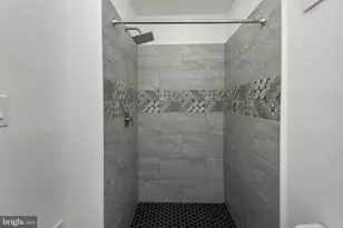 2416 N Napa St, Philadelphia, PA 19132 - Photo 22