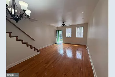 2122 S Hicks Street, Philadelphia, PA 19145 - Photo 2