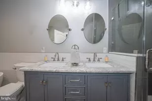 318 Emily St, Philadelphia, PA 19148 - Photo 18