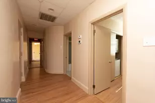 1317 Wolf St, Philadelphia, PA 19148 - Photo 8