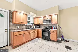 2122 W Spencer Ave, Philadelphia, PA 19138 - Photo 8