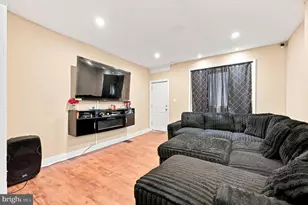 2122 W Spencer Ave, Philadelphia, PA 19138 - Photo 4