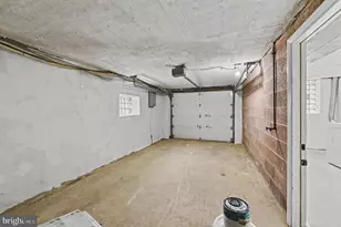 8367 Langdon St, Philadelphia, PA 19152 - Photo 24