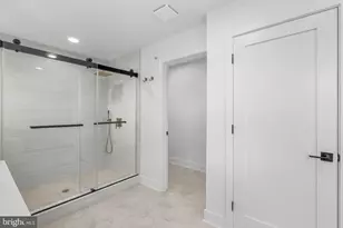 741 N Capitol St, Philadelphia, PA 19130 - Photo 42