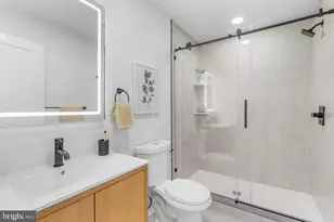 741 N Capitol St, Philadelphia, PA 19130 - Photo 30
