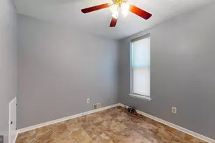 652 N 36th St, Philadelphia, PA 19104 - Photo 10