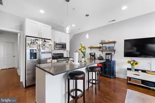 1336 S Bouvier St, Philadelphia, PA 19146 - Photo 8