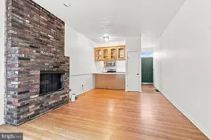 1023 Lombard St, Philadelphia, PA 19147 - Photo 2