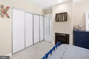 2005 Wallace St, Philadelphia, PA 19130 - Photo 18