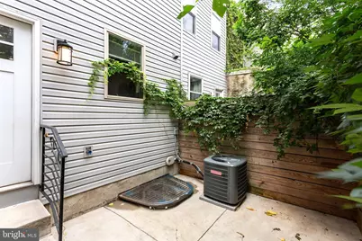 615 Emily Street, Philadelphia, PA 19148 - Photo 8
