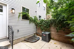615 Emily St, Philadelphia, PA 19148 - Photo 8