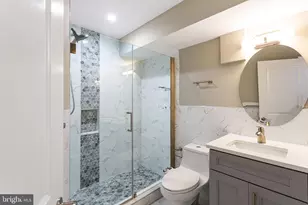 615 Emily St, Philadelphia, PA 19148 - Photo 28