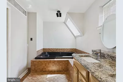 2108 Appletree Street, Philadelphia, PA 19103 - Photo 44