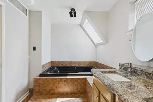 2108 Appletree St, Philadelphia, PA 19103 - Photo 44