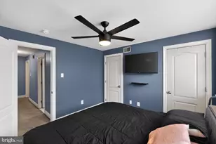 2907 S Sydenham St, Philadelphia, PA 19145 - Photo 10