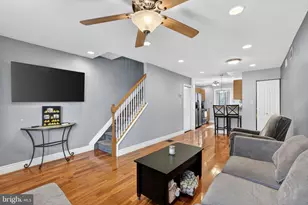 2907 S Sydenham St, Philadelphia, PA 19145 - Photo 2