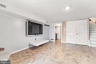 8913 Dewees St, Philadelphia, PA 19152 - Photo 30