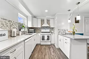 8913 Dewees St, Philadelphia, PA 19152 - Photo 6