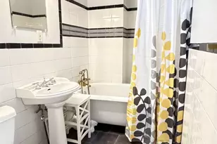 239 Higbee St, Philadelphia, PA 19111 - Photo 10