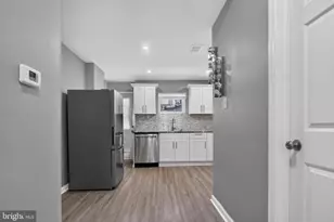 2546 W Gordon St, Philadelphia, PA 19132 - Photo 4