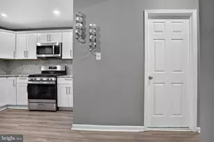 2546 W Gordon St, Philadelphia, PA 19132 - Photo 6