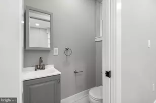 2637 N 28th St, Philadelphia, PA 19132 - Photo 8
