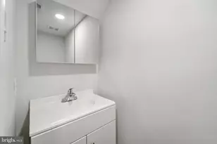 2040 Arch St, Philadelphia, PA 19103 - Photo 12