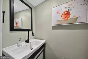 128 Tasker St, Philadelphia, PA 19148 - Photo 14