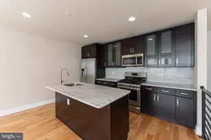 325 E Allen St, Philadelphia, PA 19125 - Photo 2