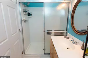 9200 Blue Grass Rd, Philadelphia, PA 19114 - Photo 18