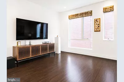 447 Wallace Street, Philadelphia, PA 19123 - Photo 10
