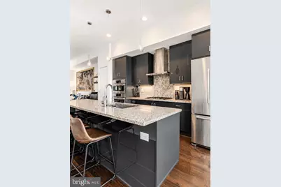 447 Wallace Street, Philadelphia, PA 19123 - Photo 12
