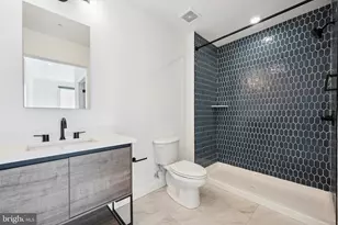 2636 E York St, Philadelphia, PA 19125 - Photo 22