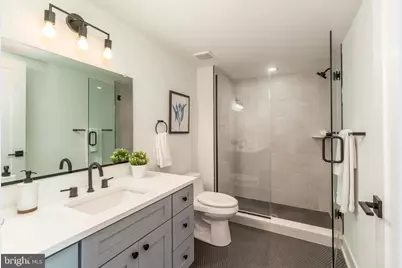 629 W Girard Avenue #406, Philadelphia, PA 19123 - Photo 40