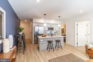 629 W Girard Ave, Philadelphia, PA 19123 - Photo 8